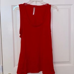Red/orange workout top from Fabletics